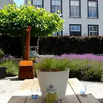 Шале Gardenhouse With Private Jacuzzi & Private Sauna *