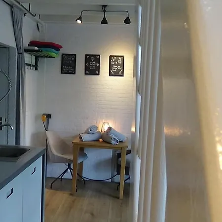 בקתה Gardenhouse With Private Jacuzzi & Private Sauna Teteringen