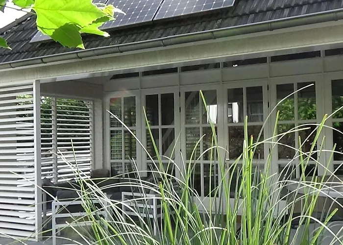 Gardenhouse With Private Jacuzzi & Private Sauna Alpstuga