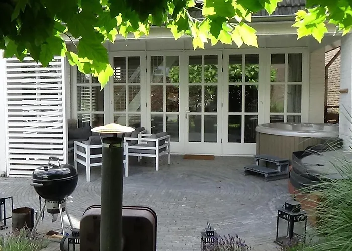 Alpstuga Gardenhouse With Private Jacuzzi & Private Sauna *