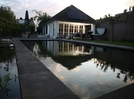 Chalet Gardenhouse With Private Jacuzzi & Private Sauna